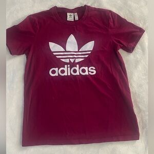 Adidas T-Shirt